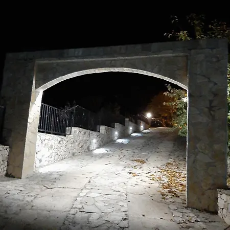 Podrugovi Dvori Mit Pool * Koprivno