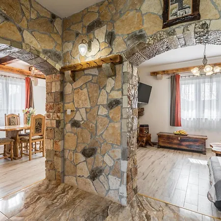 Holiday home Podrugovi Dvori Mit Pool